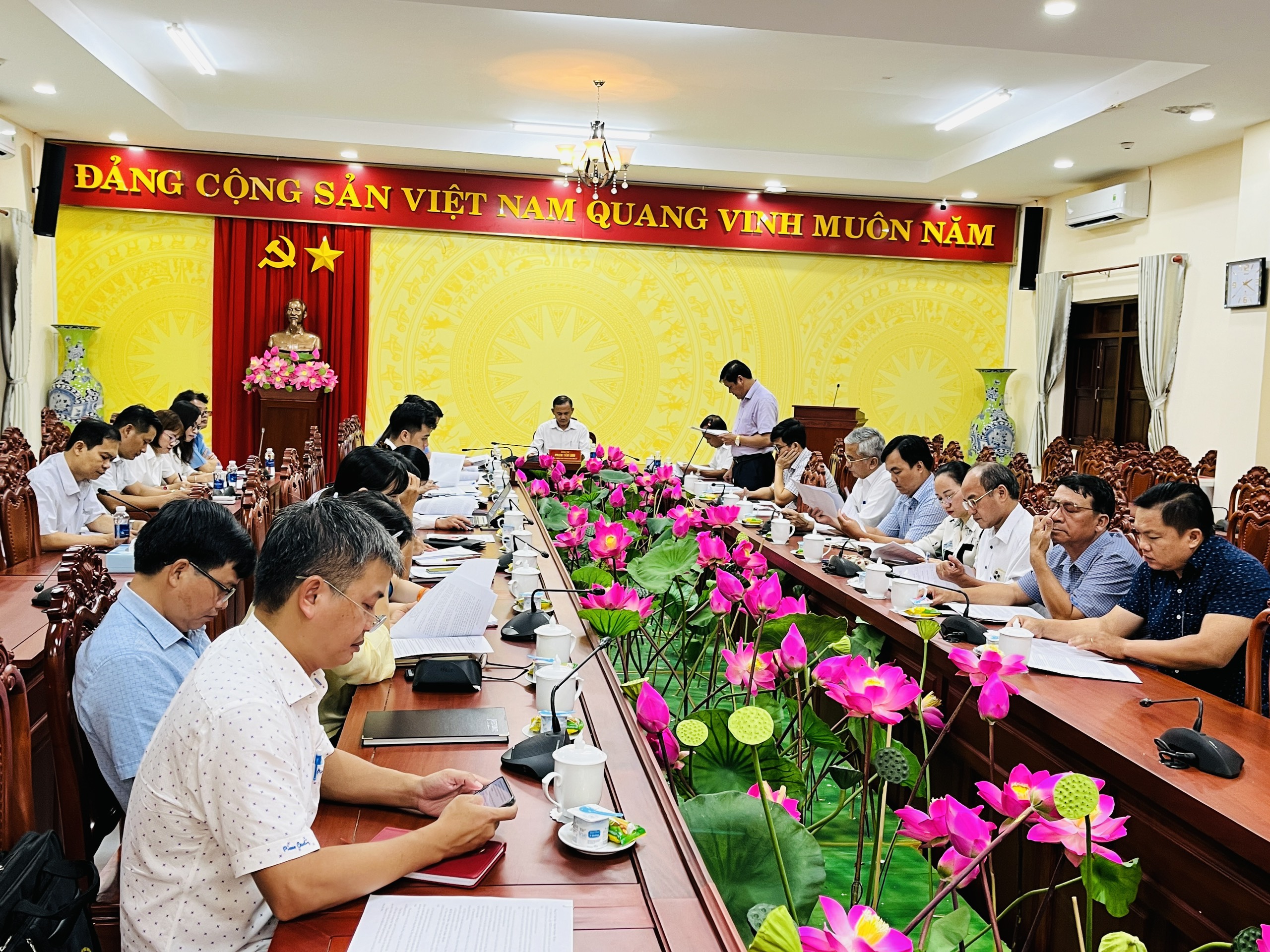 Giám sát về một số lĩnh vực công tác tuyên giáo năm 2024 tại Huyện ủy Thống Nhất